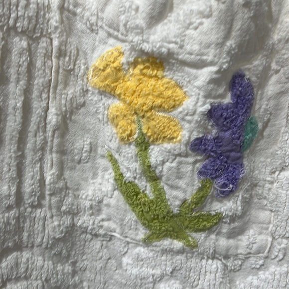 Gorgeous bath Robe - Picture 2 of 5